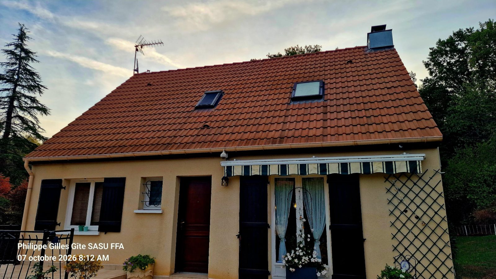 Toiture après nettoyage — Action Nettoyage Toiture, Chevry-en-Sereine